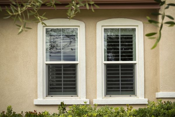 Single Hung Window Replacement in Brentwood